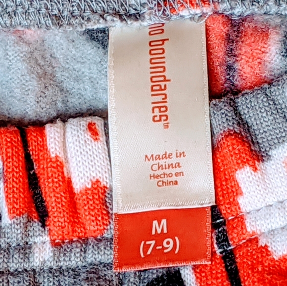 No Boundaries Gray Santa Claus Christmas Leggings, Junior Size Medium - Picture 6 of 8